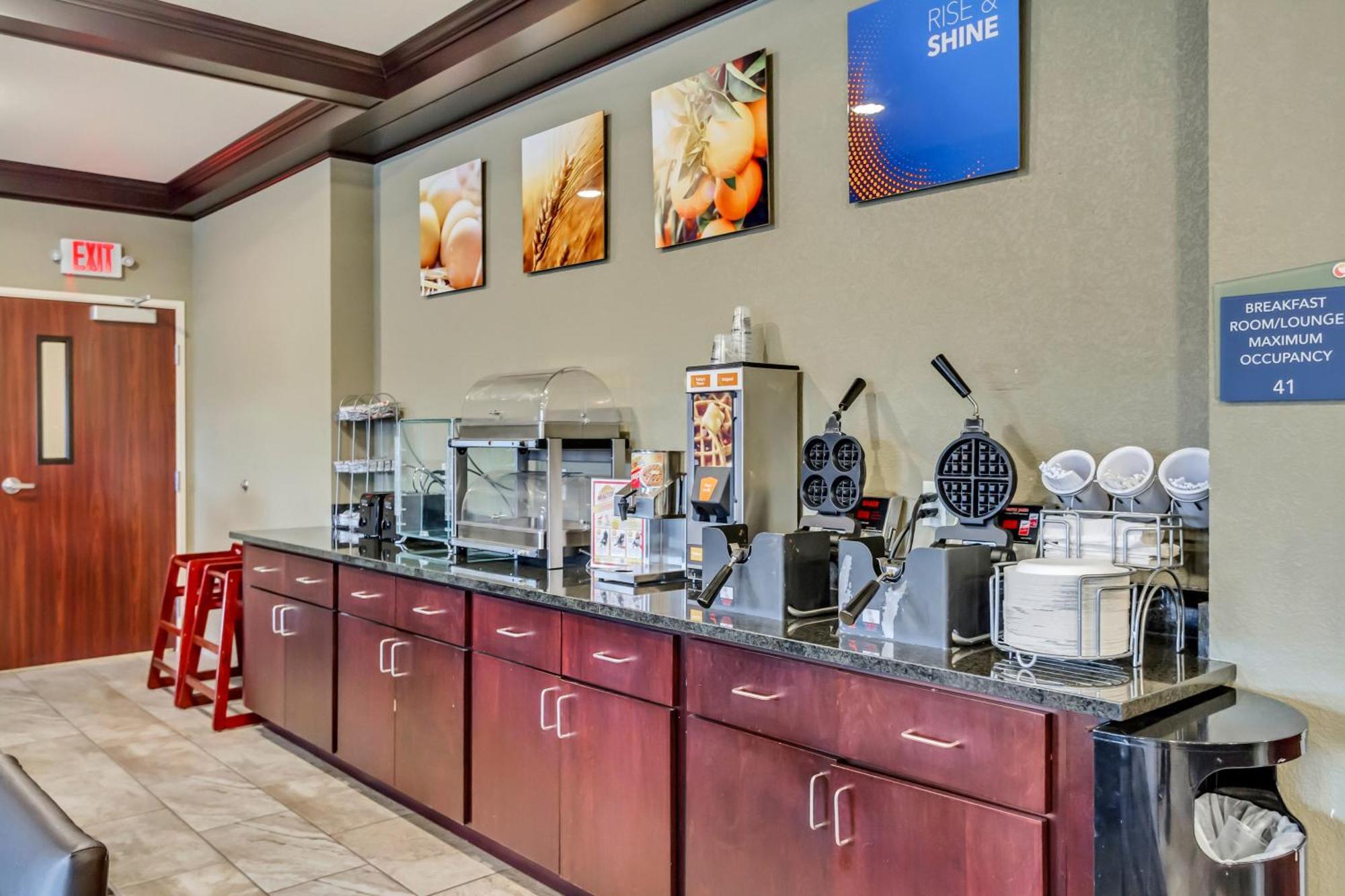 Comfort Inn & Suites Morgan - South Ogden Εξωτερικό φωτογραφία